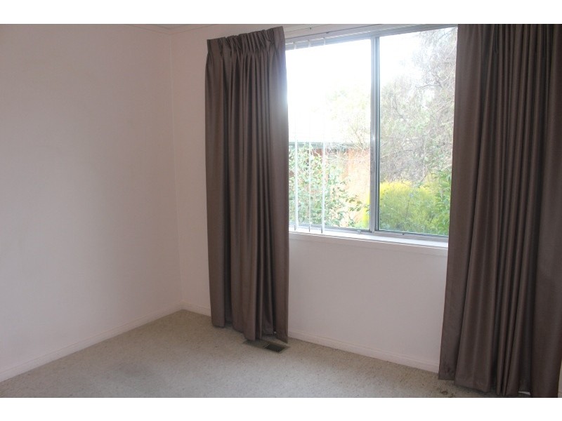 15 Templeton Street, Cook ACT 2614