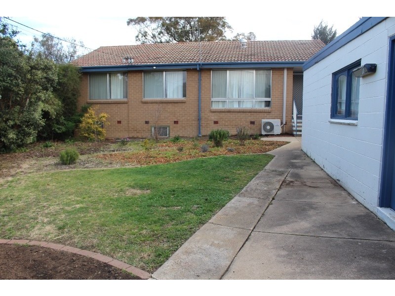15 Templeton Street, Cook ACT 2614