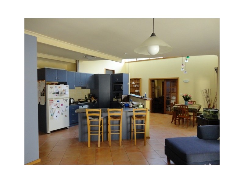 16 Darambal Street, Aranda ACT 2614
