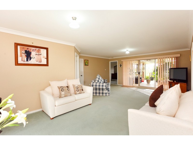 6 Suffolk Avenue, Murrumbateman NSW 2582