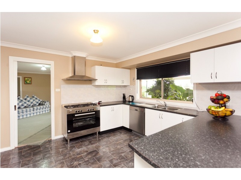 6 Suffolk Avenue, Murrumbateman NSW 2582