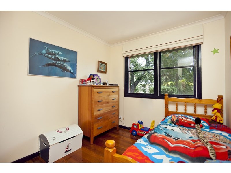 27 Mackellar Crescent, Cook ACT 2614