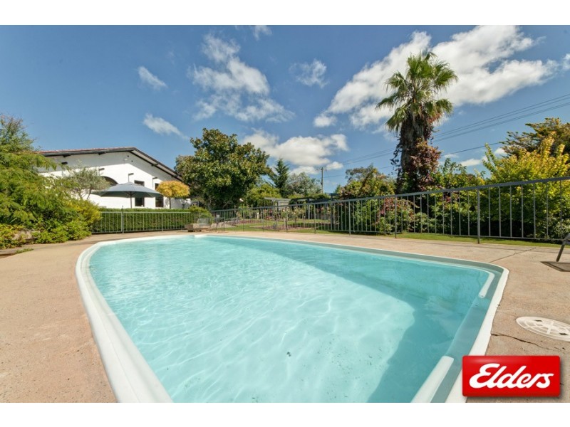 159 Springvale Drive, Weetangera ACT 2614