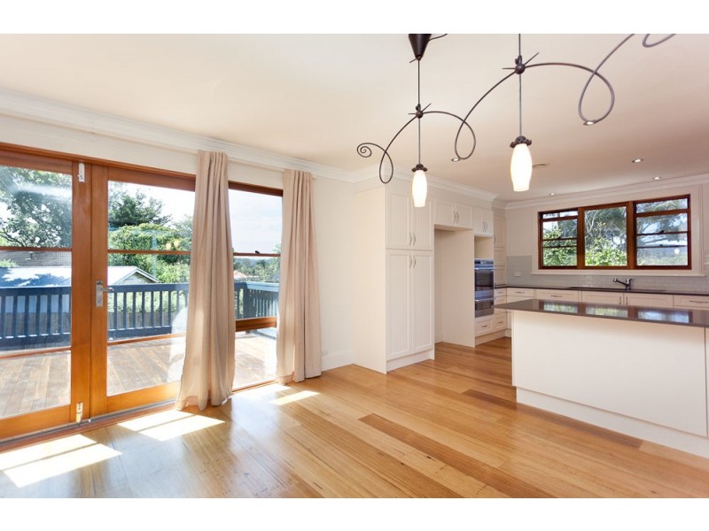 12 Bennelong Crescent, Macquarie ACT 2614