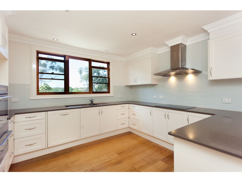 12 Bennelong Crescent, Macquarie ACT 2614