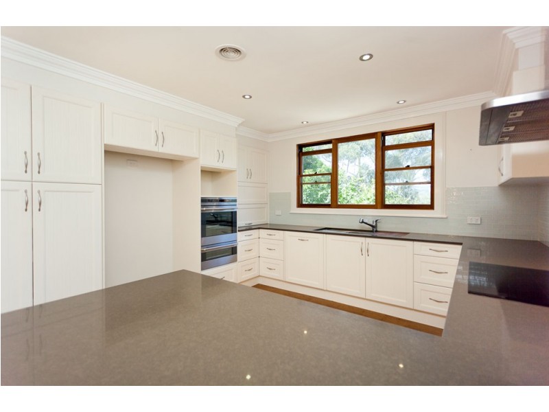 12 Bennelong Crescent, Macquarie ACT 2614