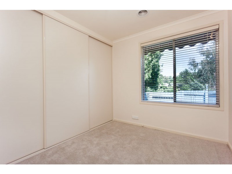 12 Bennelong Crescent, Macquarie ACT 2614