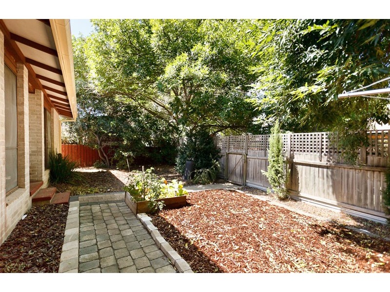 12 Bunker Place, Charnwood ACT 2615
