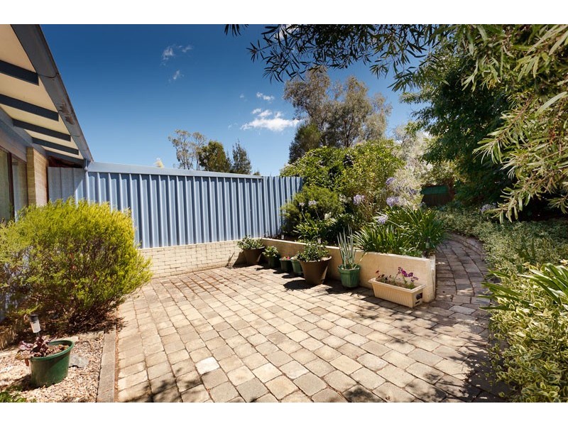 12 Bunker Place, Charnwood ACT 2615