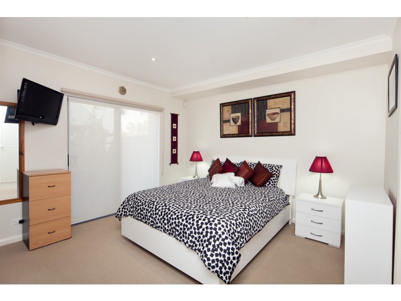 8/10 Coolac Place, Braddon ACT 2612