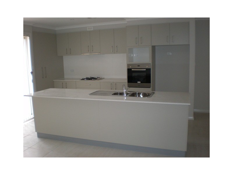 103A Anthony Rolfe Avenue, Gungahlin ACT 2912