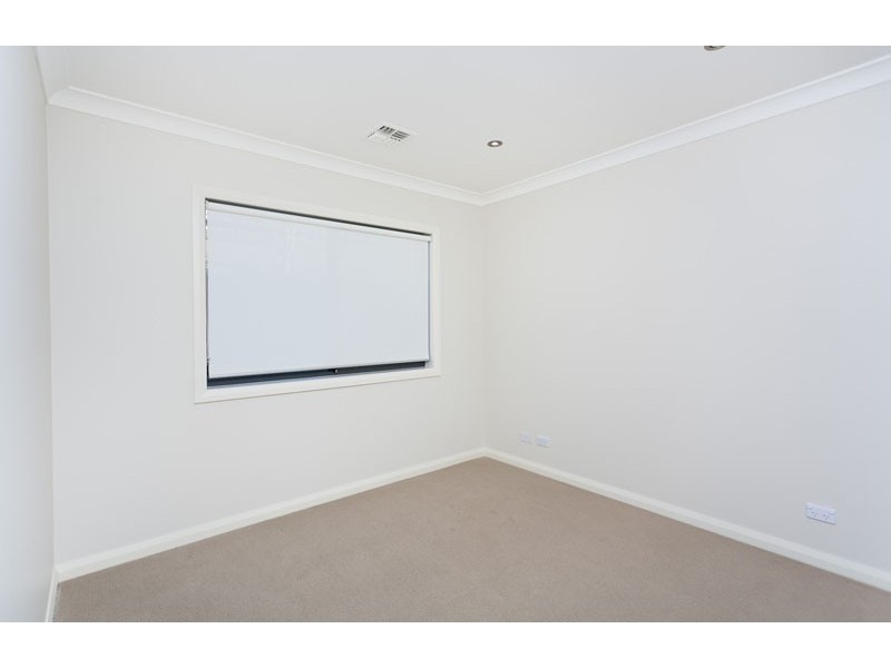 1/33 LOCHBUY STREET, Macquarie ACT 2614