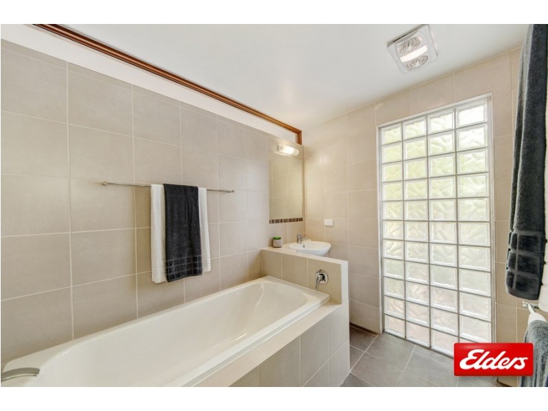 39 McLachlan Crescent, Weetangera ACT 2614