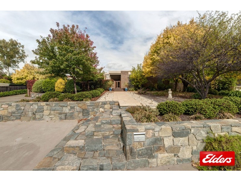 39 McLachlan Crescent, Weetangera ACT 2614