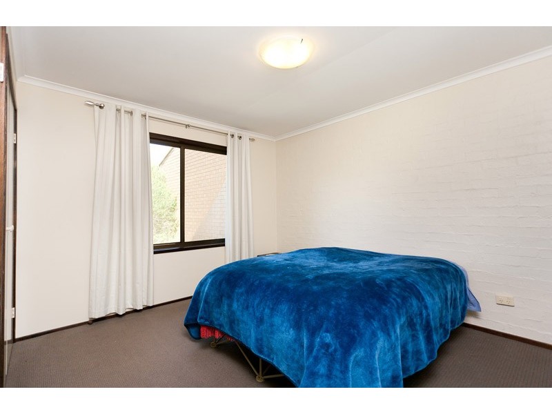 11/2 Covington Crescent, Charnwood ACT 2615