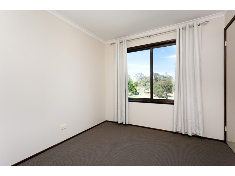 11/2 Covington Crescent, Charnwood ACT 2615