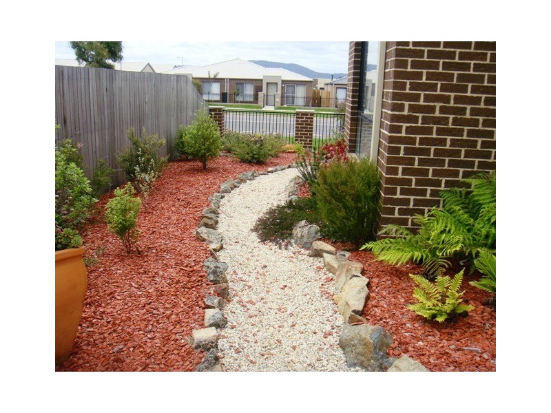 73 Oodgeroo Avenue, Franklin ACT 2913