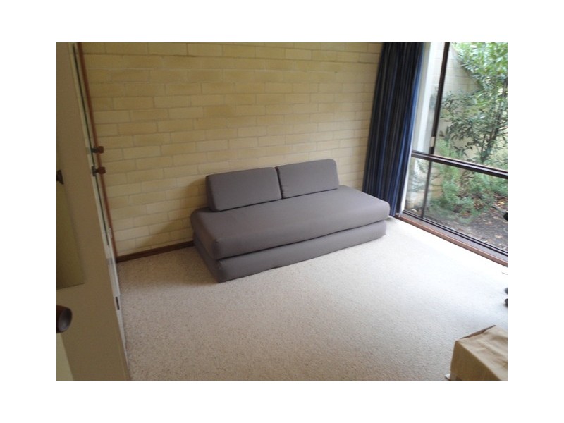 96 Bourne Street, Cook ACT 2614