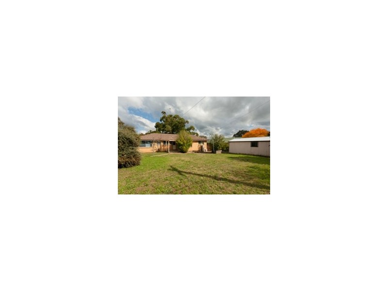30  Clubbe Crescent, Macgregor ACT 2615