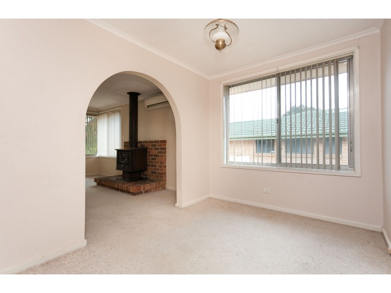 30  Clubbe Crescent, Macgregor ACT 2615