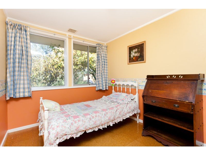 6 Lipscomb Place, Macgregor ACT 2615