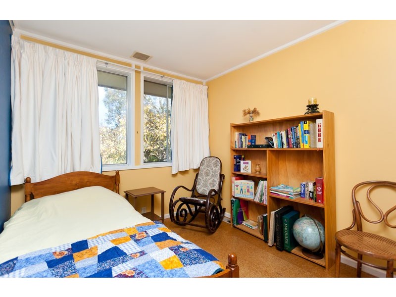 6 Lipscomb Place, Macgregor ACT 2615