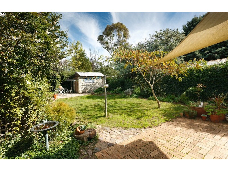 8 McCarthy Place, Charnwood ACT 2615