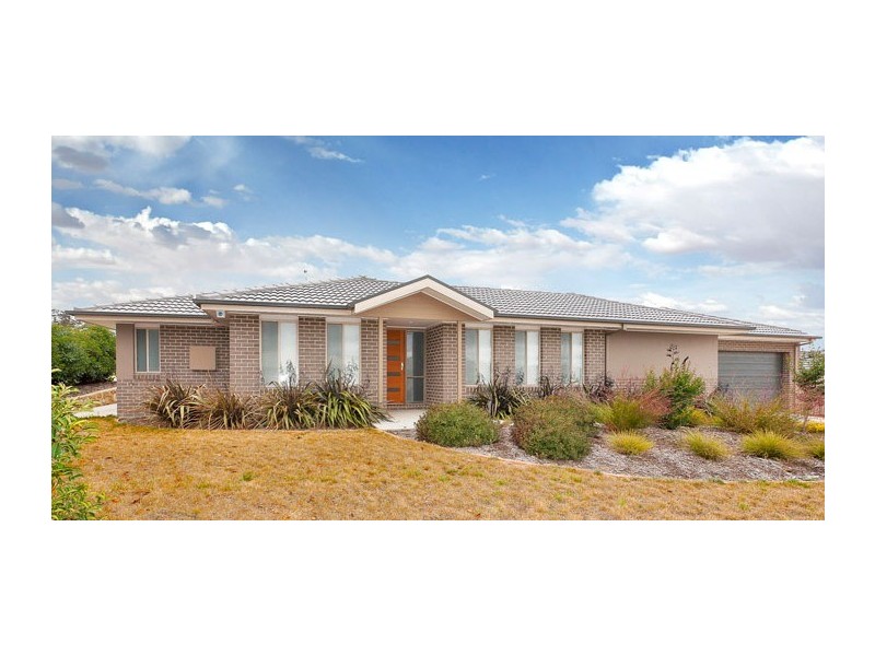 10 Wighton Terrace, Casey ACT 2913