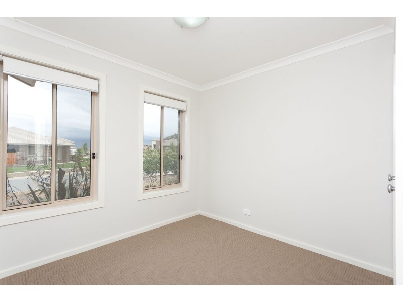 10 Wighton Terrace, Casey ACT 2913