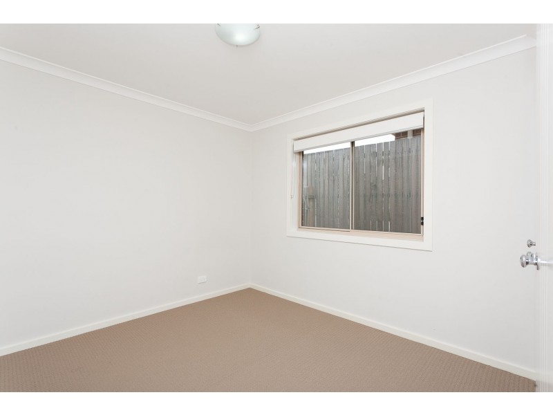 10 Wighton Terrace, Casey ACT 2913