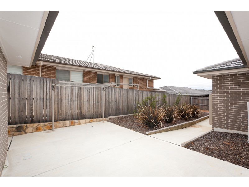 10 Wighton Terrace, Casey ACT 2913