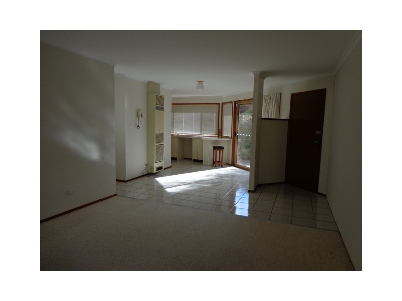 18/8 Goodchild Street, Lyneham ACT 2602