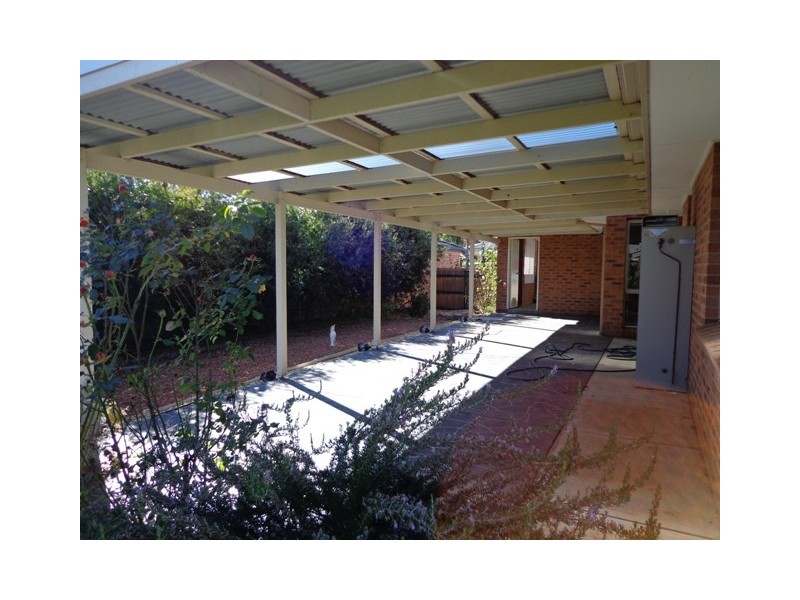 10 Cecil Place, Dunlop ACT 2615