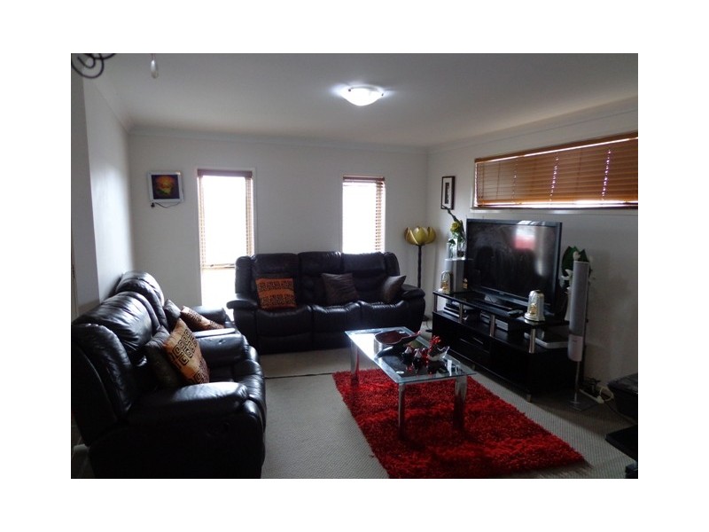 38 Rowland Street, Macgregor ACT 2615