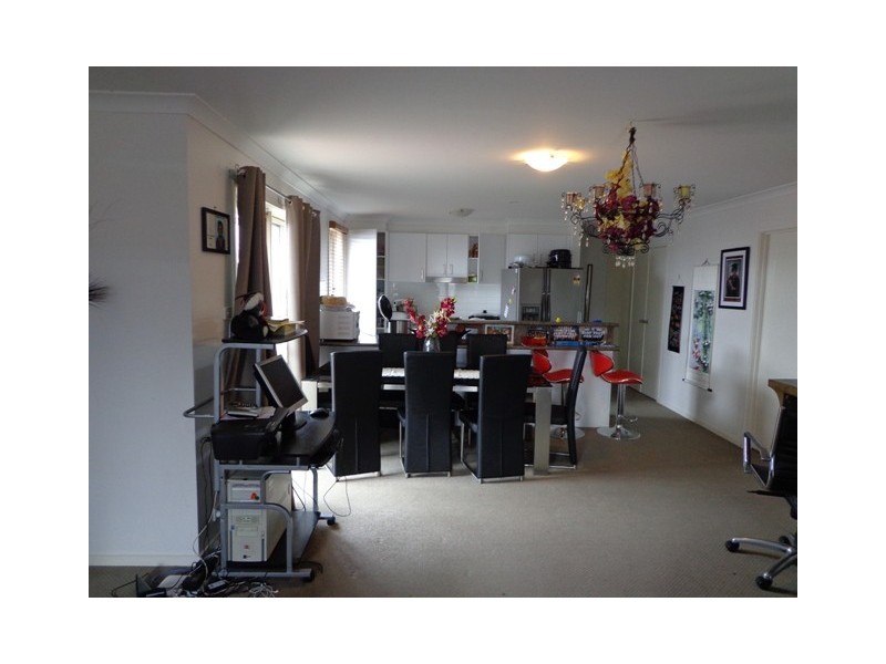 38 Rowland Street, Macgregor ACT 2615