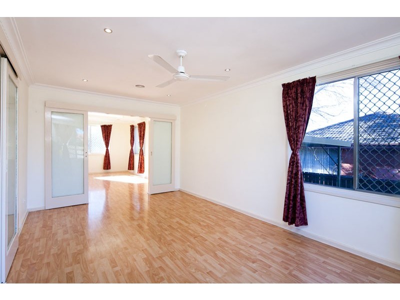 102 Lachlan Street, Macquarie ACT 2614