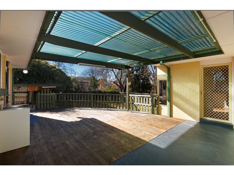 102 Lachlan Street, Macquarie ACT 2614