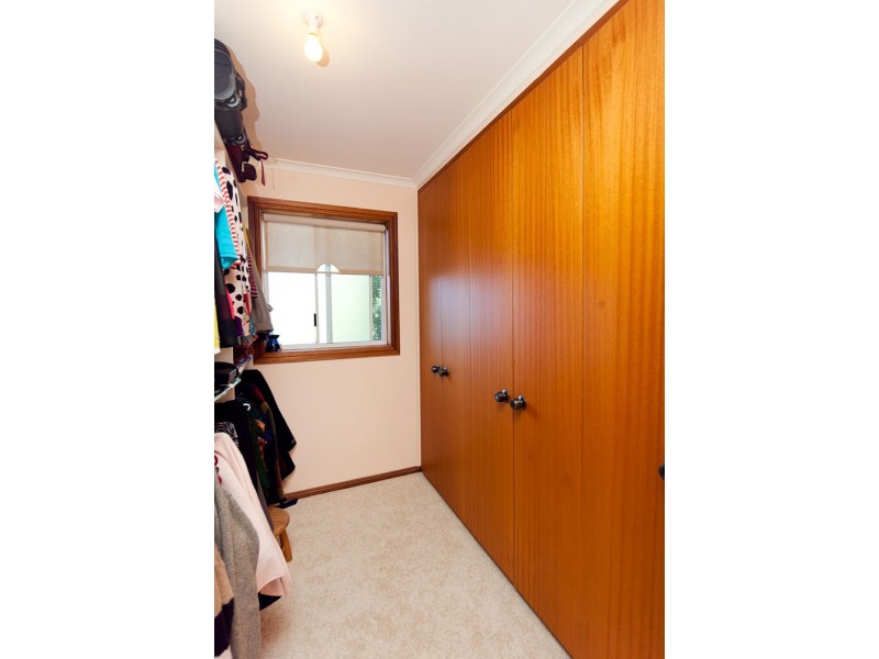 51 Ennor Crescent, Florey ACT 2615