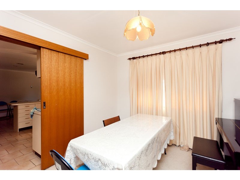 34 St John Crescent, Florey ACT 2615