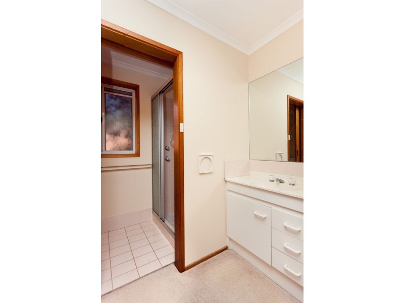 34 St John Crescent, Florey ACT 2615
