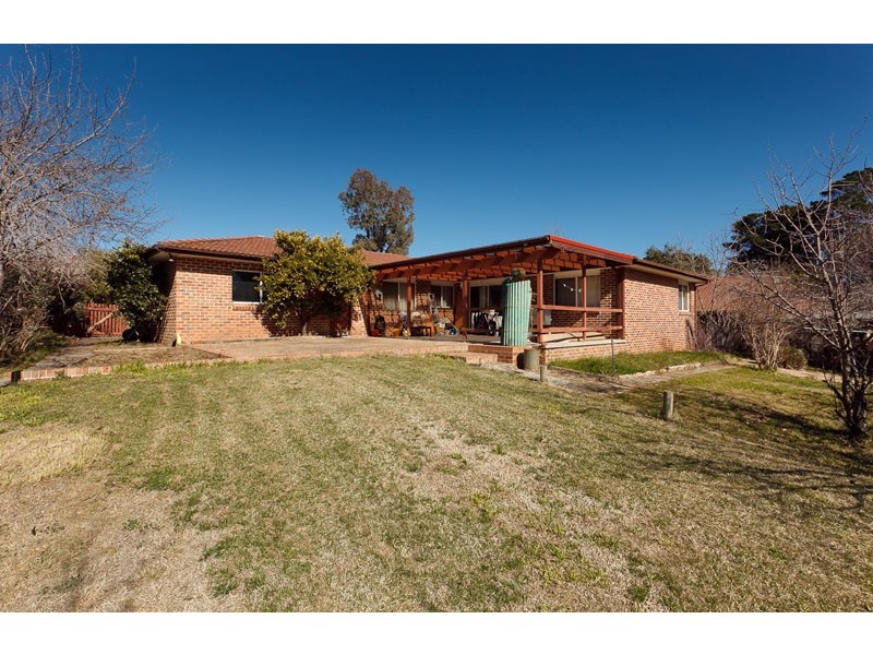 34 St John Crescent, Florey ACT 2615