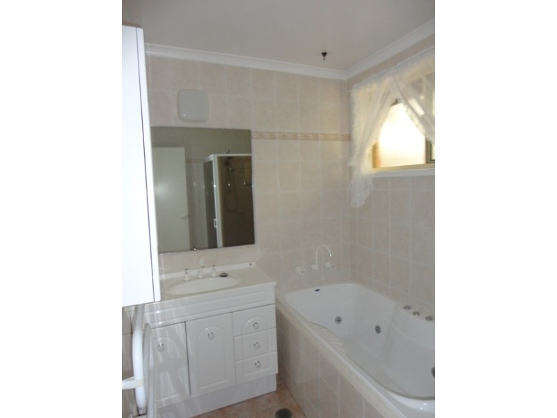 26 Cannan Crescent, Macgregor ACT 2615