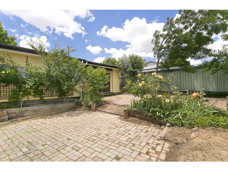 22 Halford  Crescent, Page ACT 2614