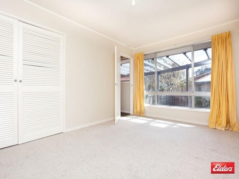 32 Elizabeth Crescent, Macquarie ACT 2614