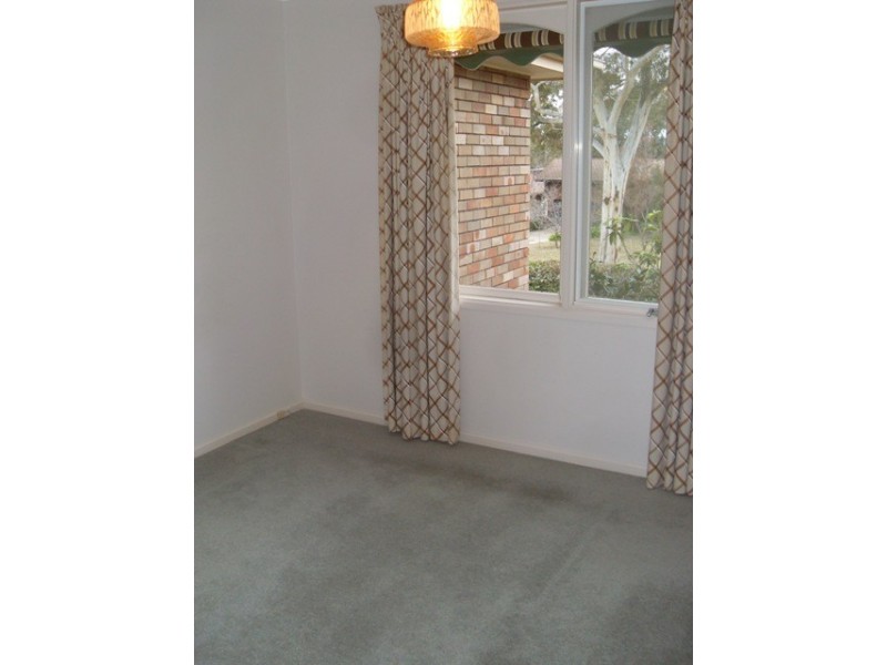 33 Packer Street, Weetangera ACT 2614