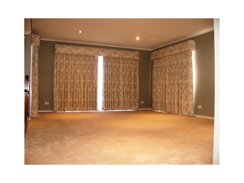 6 Maddison Close, Bruce ACT 2617