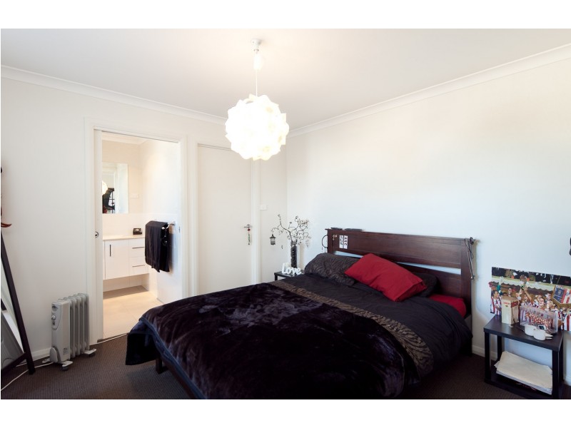 22 Ronald Walker Street, Casey ACT 2913