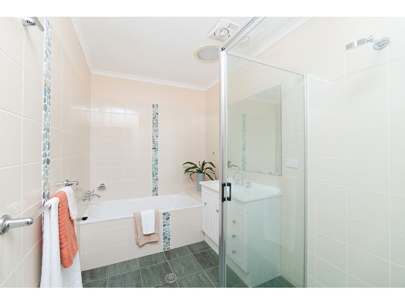 42 Armstrong Crescent, Holt ACT 2615