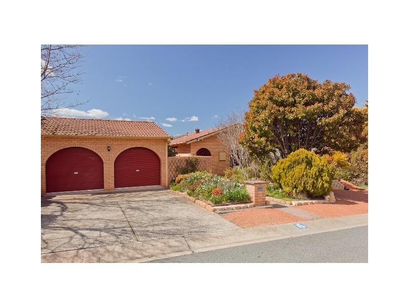 16 Kinchela Court, Latham ACT 2615