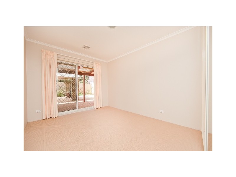 16 Kinchela Court, Latham ACT 2615